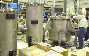 油化関連装置の製造現場
